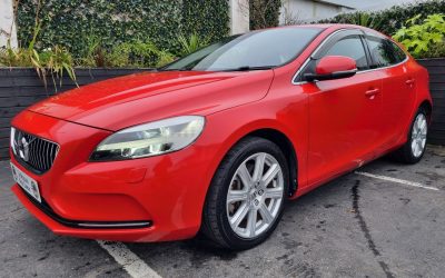 2017 Volvo V40
