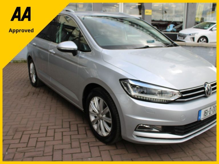 photo of a used Volkswagen Touran for sale Dublin  by Naas Road Autos
