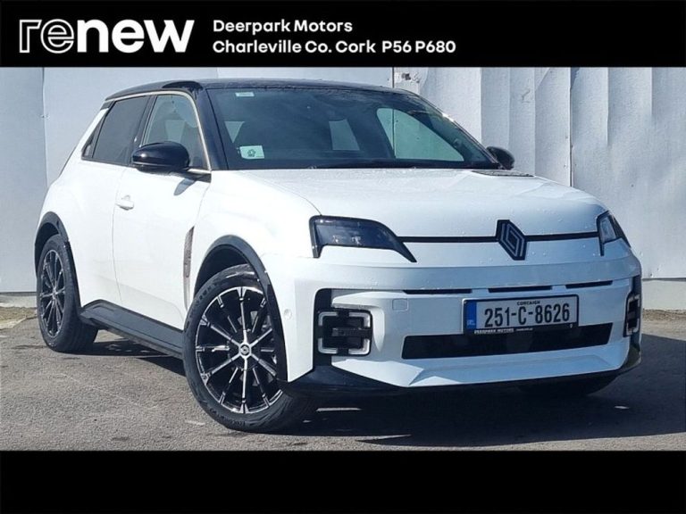 photo of a used Renault 5 for sale Cork  by Deerpark Motors Charleville
