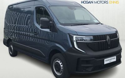 2025 Renault Master