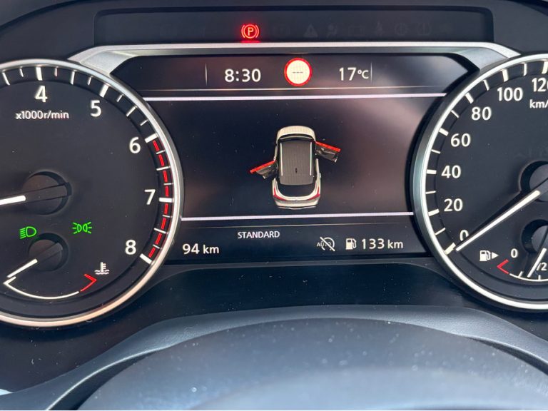 photo5 of a used Nissan Qashqai Manual for sale Mayo 93