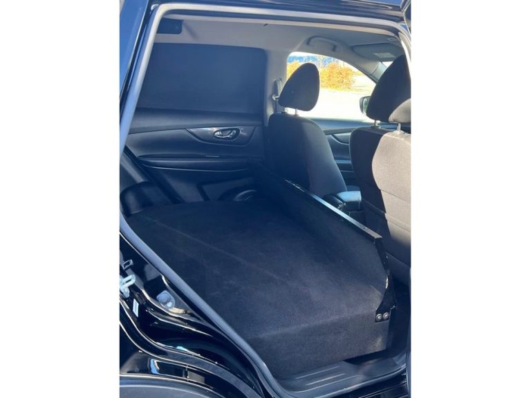 photo3 of a used Nissan X-Trail Manual for sale Dublin 126000