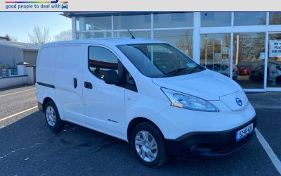 2015 Nissan eNV200