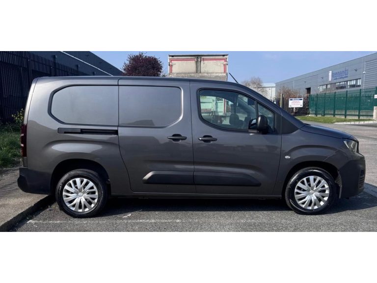 photo2 of a used Peugeot Partner Manual for sale Dublin 108000