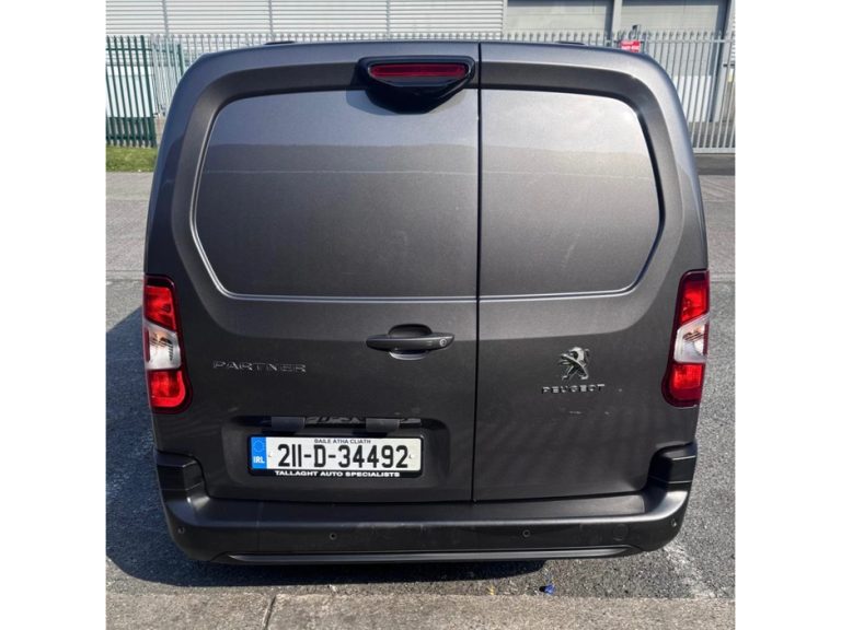 photo5 of a used Peugeot Partner Manual for sale Dublin 108000