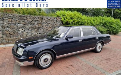 2000 Toyota Century