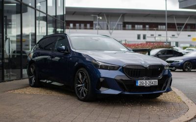 2025 BMW i5