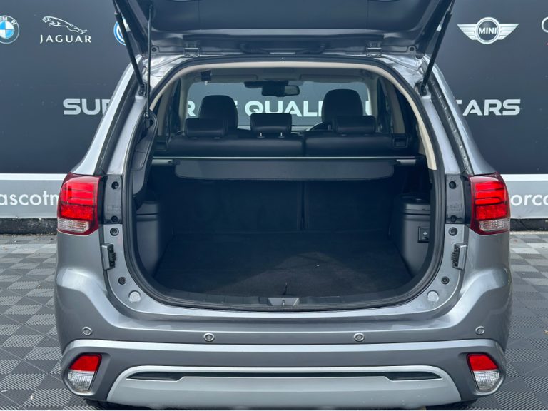 photo5 of a used Mitsubishi Outlander Automatic for sale Dublin : 145000 90099