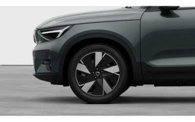 2025 Volvo Ex40