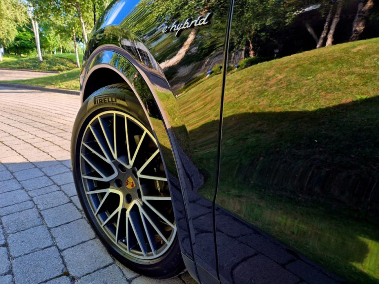 photo4 of a used Porsche Cayenne Automatic for sale Dublin 133500