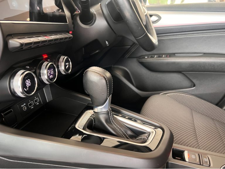 photo4 of a used Renault Arkana Automatic for sale Dublin 59100