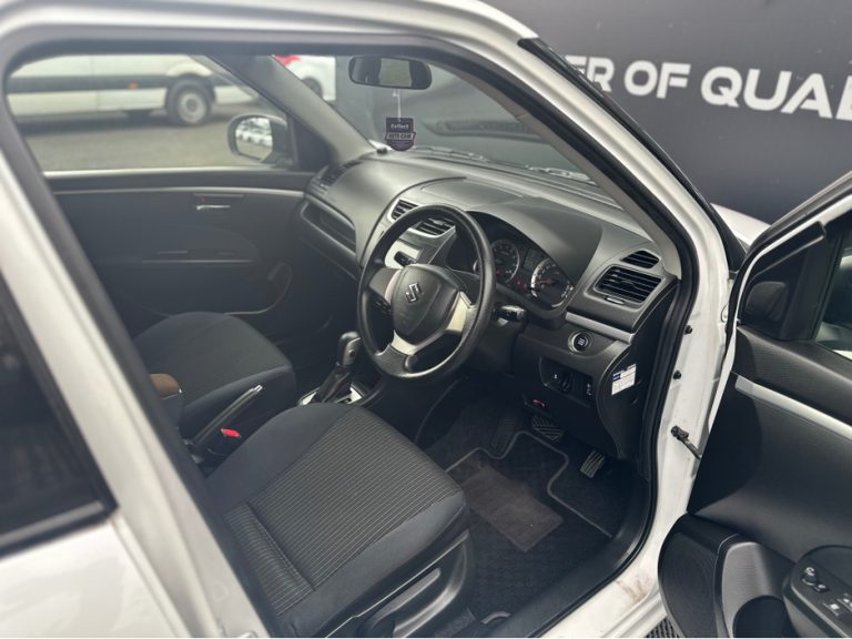 photo4 of a used Suzuki Swift Automatic for sale Dublin : 81999 50952