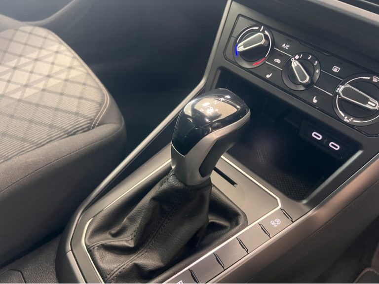 photo5 of a used Volkswagen Taigo Automatic for sale Dublin 43000