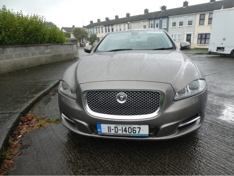 photo3 of a used Jaguar XJ Automatic for sale Dublin : 288249 179110