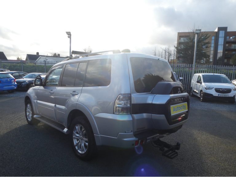 photo3 of a used Mitsubishi Pajero Manual for sale Dublin : 143951 89447