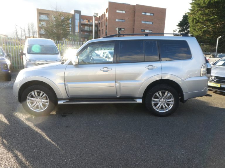 photo5 of a used Mitsubishi Pajero Manual for sale Dublin : 143951 89447