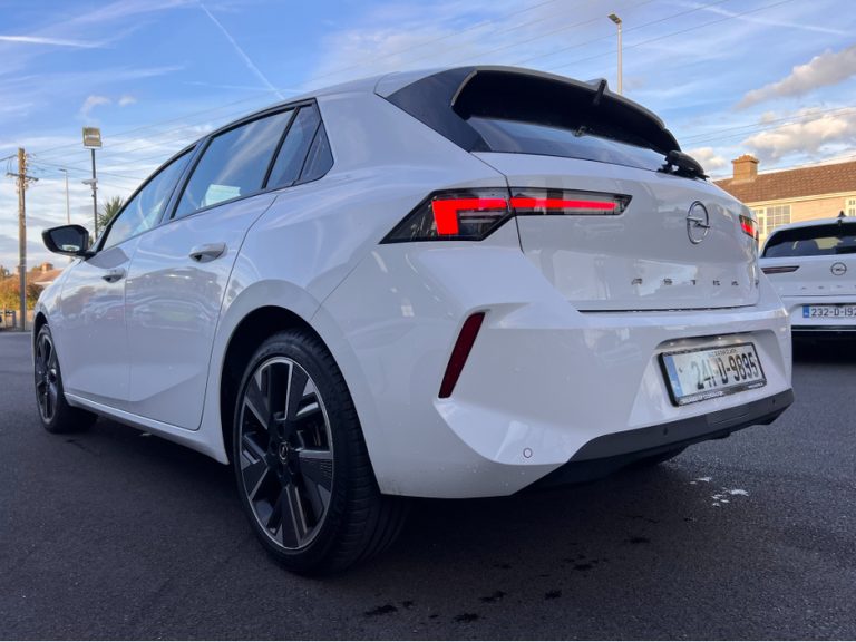 photo2 of a used Opel Astra Automatic for sale Dublin 16000