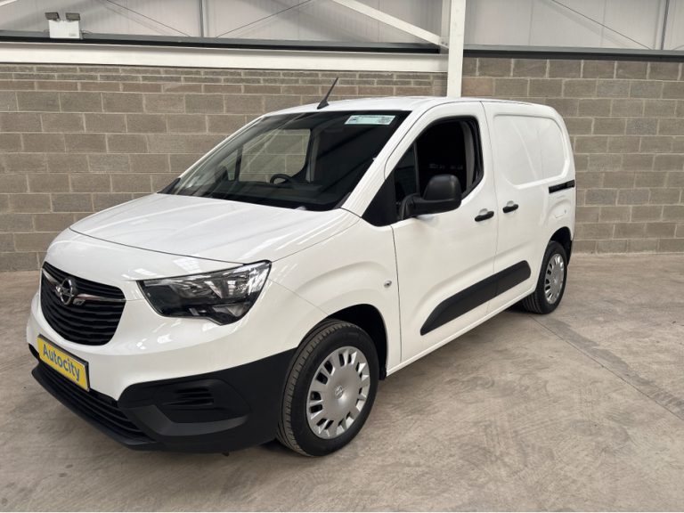 photo4 of a used Opel Combo Manual for sale Dublin : 56234 34942
