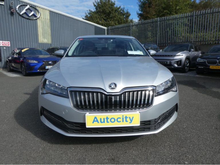 photo3 of a used Skoda Superb Automatic for sale Dublin : 59996 37280
