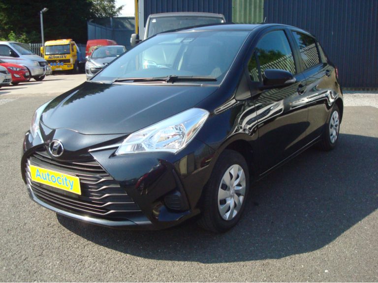 photo3 of a used Toyota Vitz Automatic for sale Dublin : 61000 37904