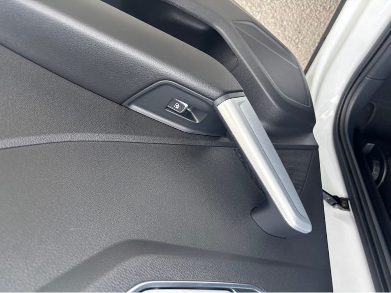 photo3 of a used Audi Q2 Automatic for sale Dublin 80626