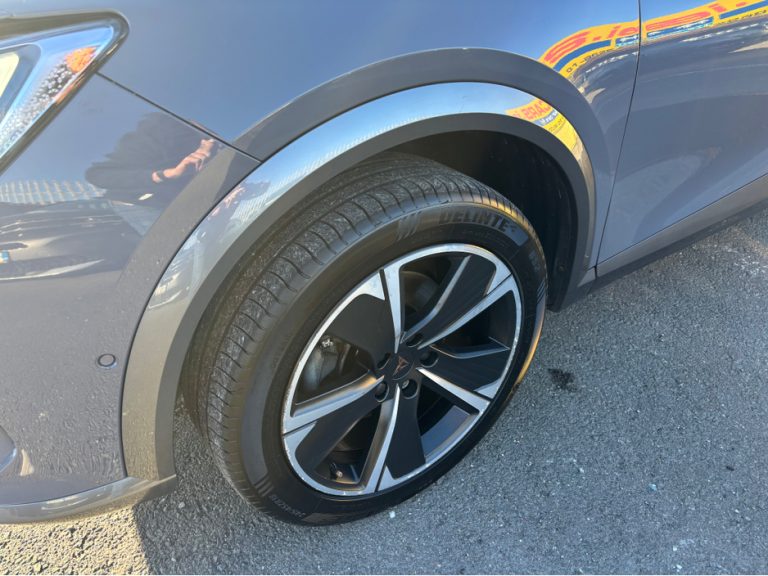 photo5 of a used Cupra Formentor Manual for sale Dublin 81948