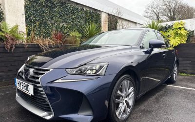2018 Lexus IS 300h