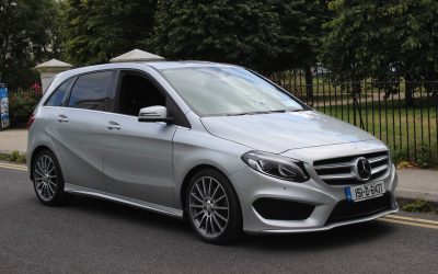 2015 Mercedes-Benz B 180