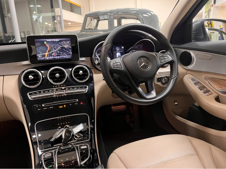 photo3 of a used Mercedes-Benz C Class Automatic for sale Dublin 44962