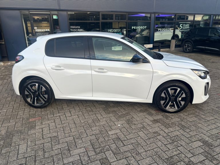 photo3 of a used Peugeot 208 Automatic for sale Dublin Odometer 5