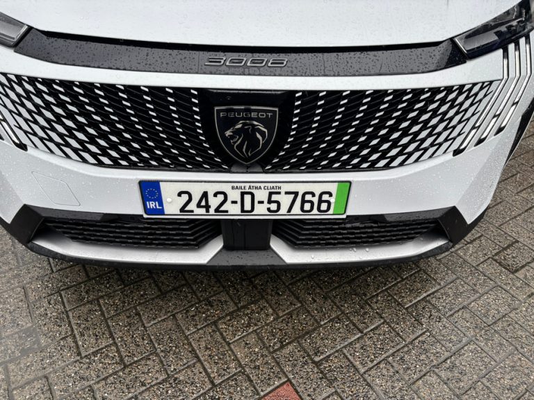 photo3 of a used Peugeot 3008 Automatic for sale Dublin Odometer 17999