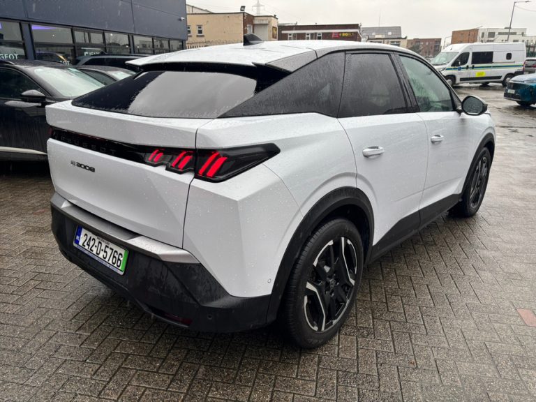 photo5 of a used Peugeot 3008 Automatic for sale Dublin Odometer 17999