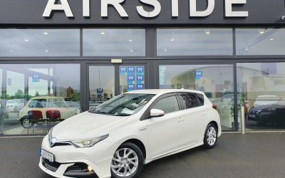 2016 Toyota Auris