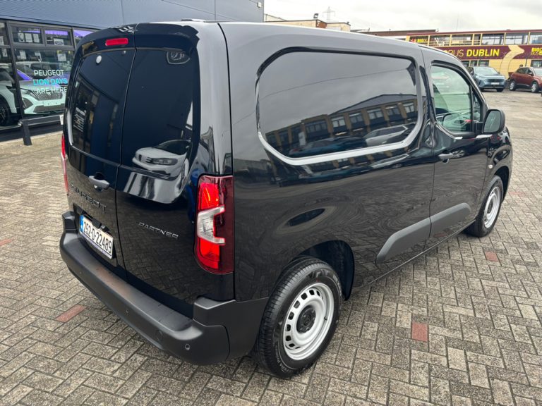 photo4 of a used Peugeot Partner Manual for sale Dublin Odometer 10