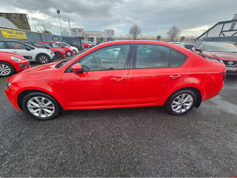 photo5 of a used Skoda Octavia Manual for sale Dublin 218000