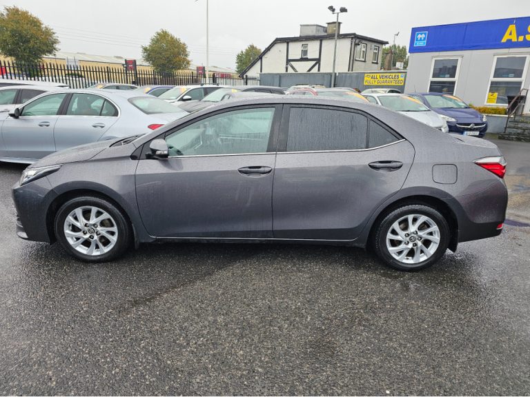 photo5 of a used Toyota Corolla Manual for sale Dublin 137000