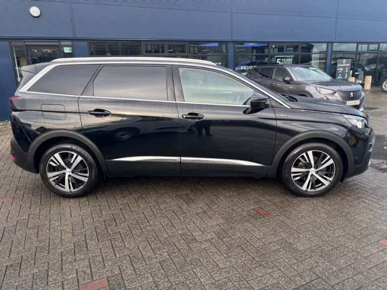 photo3 of a used Peugeot 5008 Automatic for sale Dublin Odometer 186999