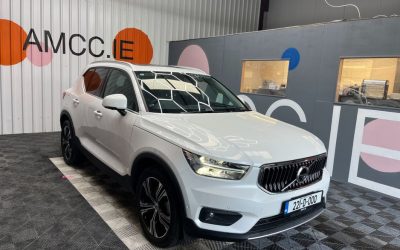2022 Volvo XC40