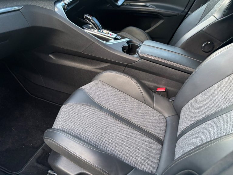 photo5 of a used Peugeot 5008 Automatic for sale Dublin Odometer 94999