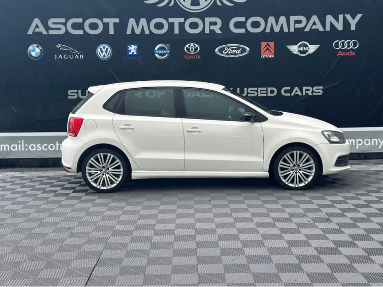 photo5 of a used Volkswagen Polo Automatic for sale Dublin : 120000 74565