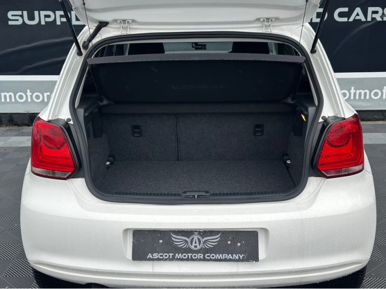 photo4 of a used Volkswagen Polo Automatic for sale Dublin : 96000 59652