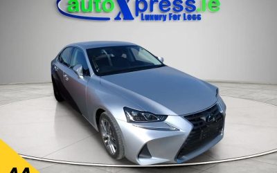 2019 Lexus IS 300h