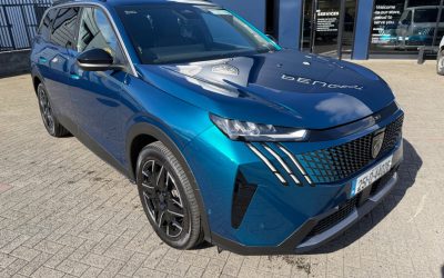 2025 Peugeot 5008