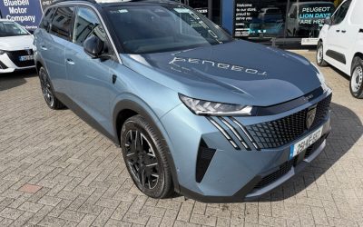 2025 Peugeot 5008