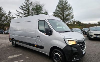 2022 Renault Master