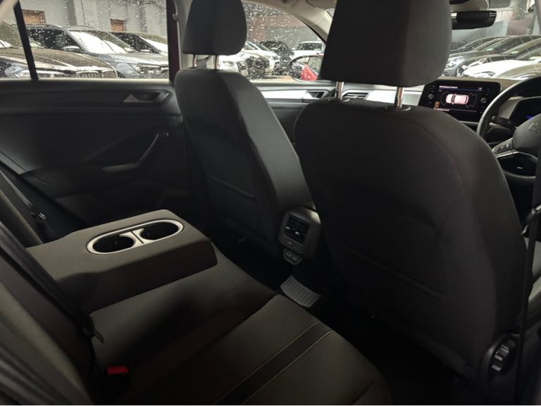 photo5 of a used Volkswagen T-Roc Manual for sale Dublin 37401