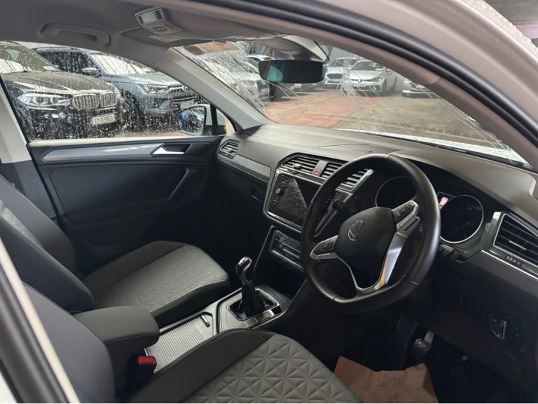 photo5 of a used Volkswagen Tiguan Manual for sale Dublin 44372