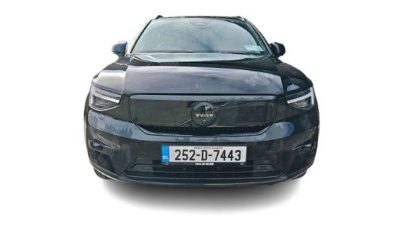 2025 Volvo Ex40