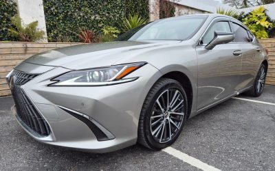 2023 Lexus ES 300h